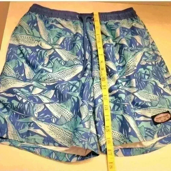 Vineyard Vines Swim Shorts Mens XS Board Trunks Blue Fish Lined Beach Fi… - Picture 10 of 11
